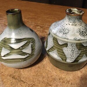 2X KAWATOMI STONEWARE SMALL JAPANESE VASE 3 1/2" GREEN X'S
